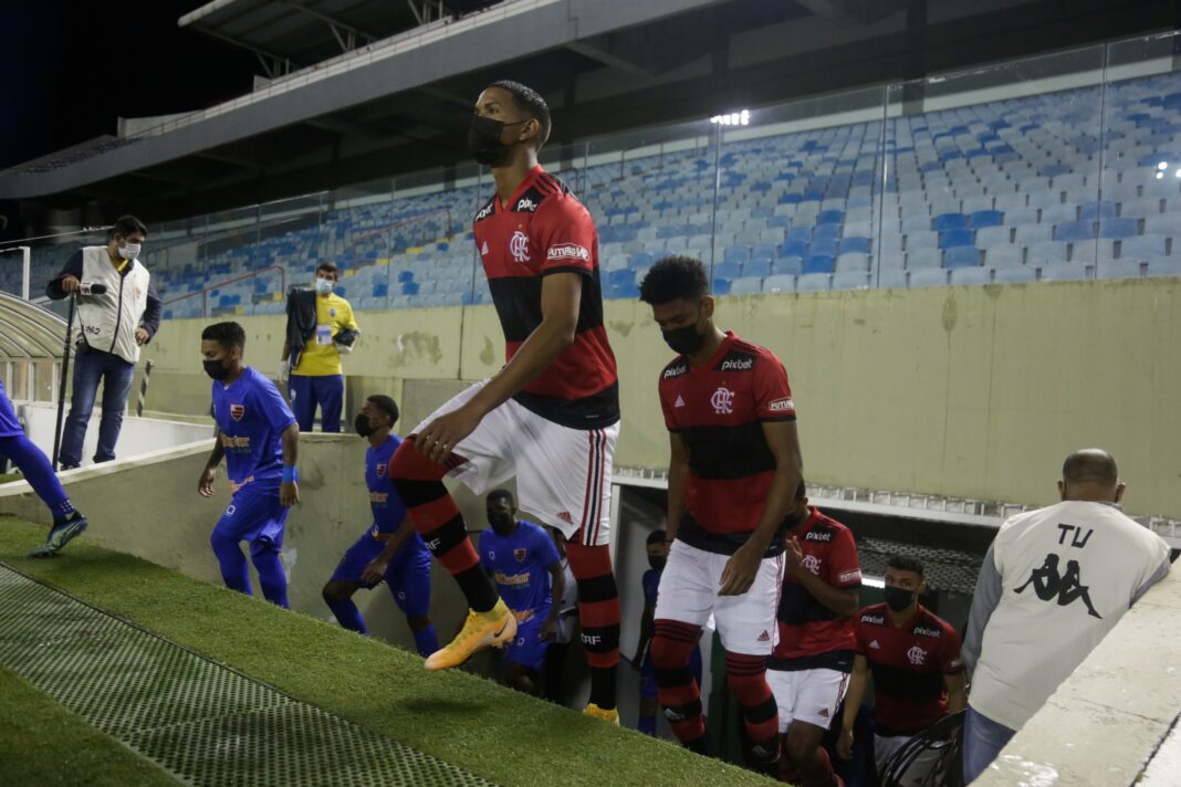 Flamengo e Oeste voltam a se enfrentar agora por vaga nas oitavas de final da Copinha
