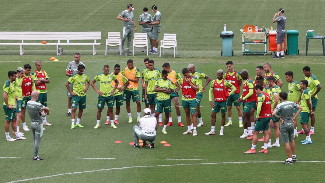 Titulares, bom público e pouca dúvida: Palmeiras se despede da torcida antes do Mundial de Clubes