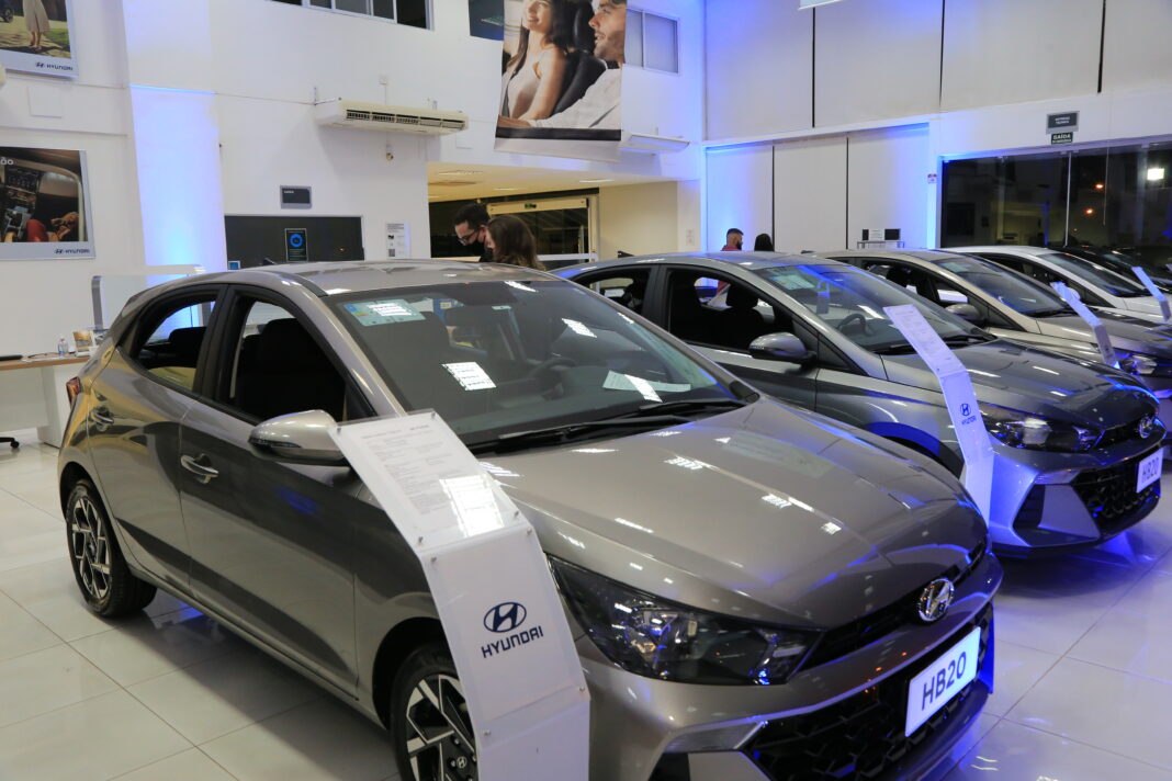 Rodobens apresenta novo Hyundai HB20 2023 em São José do Rio Preto