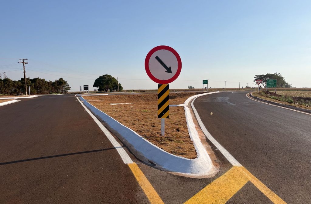 Obras em infraestrutura rodoviária melhoram tráfego e escoamento da produção em Dourados Obras em infraestrutura rodoviária melhoram tráfego e escoamento da produção em Dourados