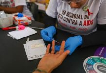 Dezembro Vermelho reforça prevenção combinada, testagem e cuidado contínuo às pessoas vivendo com HIV/AIDS em MS Category Template - London News PRO