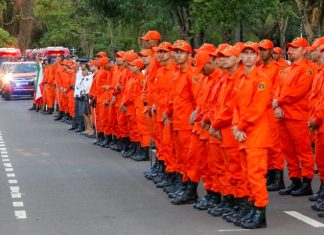 MS reforça atuação dos Bombeiros com entrega de novas viaturas e formatura de oficiais e soldados temporários Home