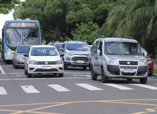 Licenciamento com placa final 0 vence sexta-feira e 70% ainda precisam regularizar débitos Home