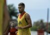 Haaland desabafa e reclama de “pressão” do Dortmund sobre seu futuro: “Só quero jogar futebol”