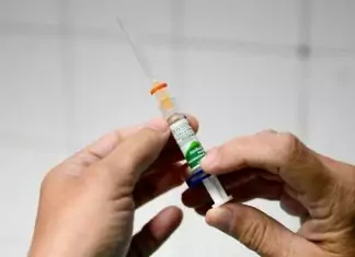 Nem toda dose pode ser usada: entenda as perdas de vacinas no SUS Home